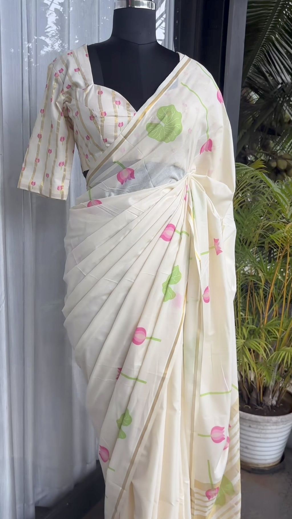 SOFT LINEN DIGITAL PRINTED SAREE