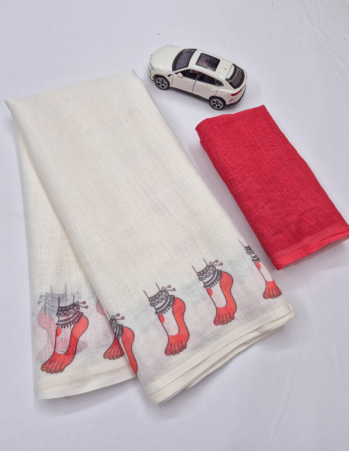PLAIN LINEN SAREE
